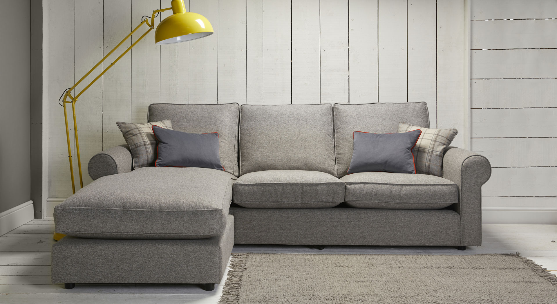 eksegese Kategori Kommunikationsnetværk Luxurious Furniture - Handcrafted - Sofas & Sofa beds - Made in England